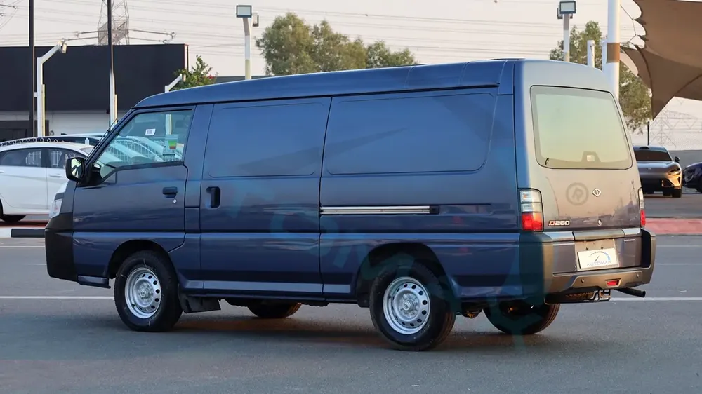 ( Eid al-Adha Offer ) 2025 CMC D260 Panel Van 2.4L RWD GCC 0Km With 3 Years Or 100,000 Km Warranty - Image 6