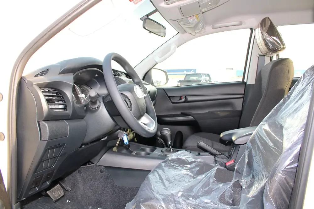 LHD - TOYOTA HILUX 2.7L PETROL DOUBLE CAB 4X4 COMFORT  AUTO - EXPORT ONLY TO NIGERIA - Image 8