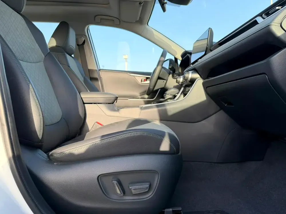 Toyota RAV4 Adventure 2.0L Petrol 2024 Export Price @ 93,000 AED - Image 7