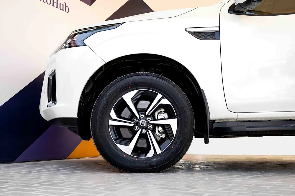 Dealership Warranty 3 years | AED 2048 Monthly | Nissan Xterra Platinum | GCC | Zero Down Payment - Image 7
