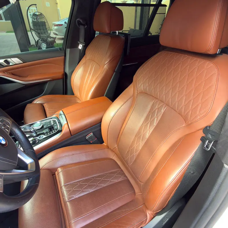 BMW X7 2019 GCC free of Accidents - Image 11