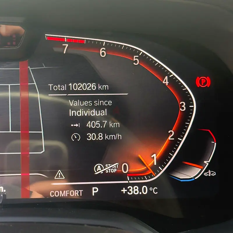 BMW X7 2019 GCC free of Accidents - Image 5