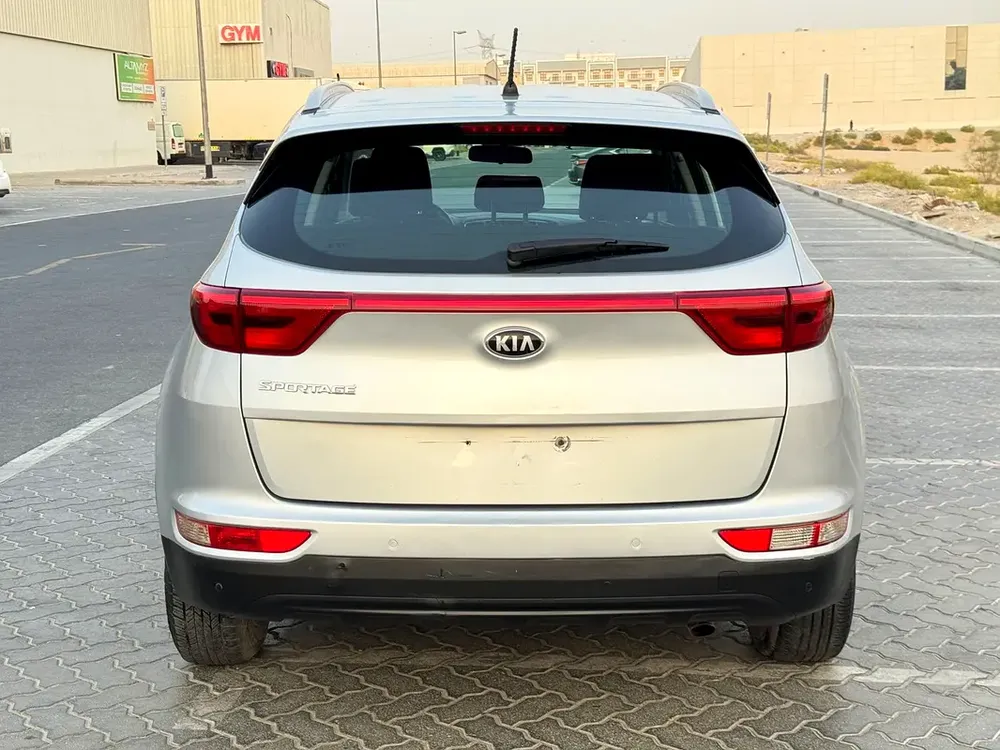 Kia Sportge 2018 Gcc Mid Option Free Accident Good Condition - Image 13