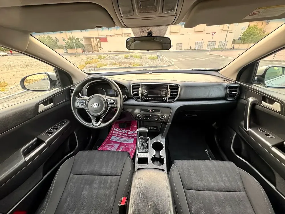 Kia Sportge 2018 Gcc Mid Option Free Accident Good Condition - Image 5