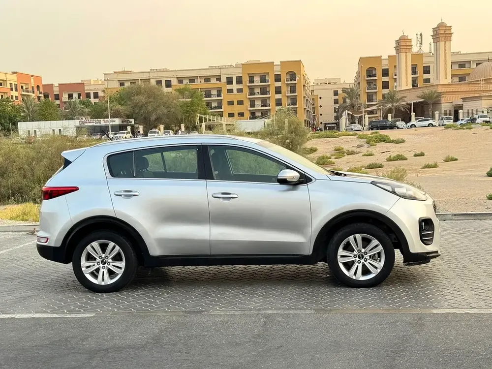 Kia Sportge 2018 Gcc Mid Option Free Accident Good Condition - Image 7