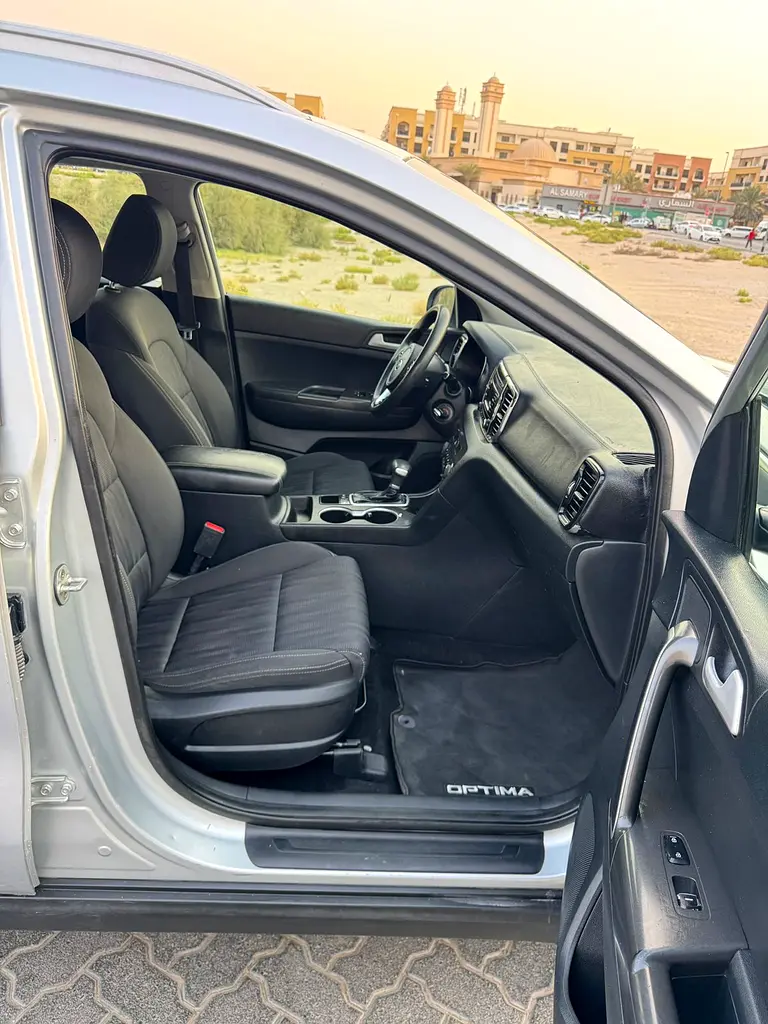 Kia Sportge 2018 Gcc Mid Option Free Accident Good Condition - Image 8