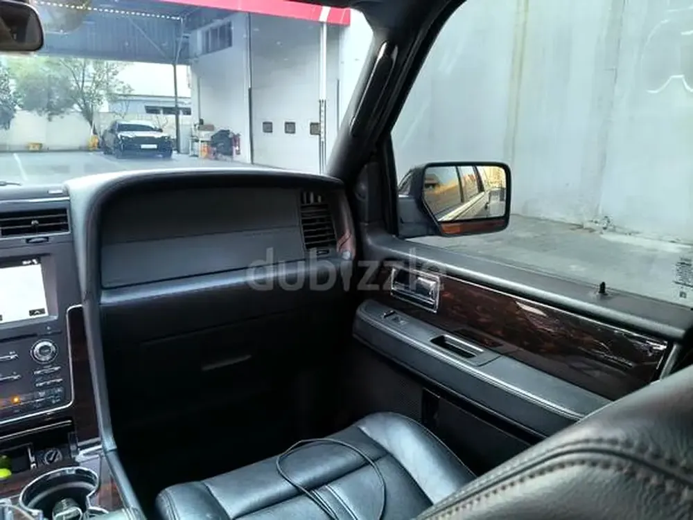 AED 1638/month | 2017 Lincoln Navigator Reserve | GCC Specs | Ref#475586 - Image 9