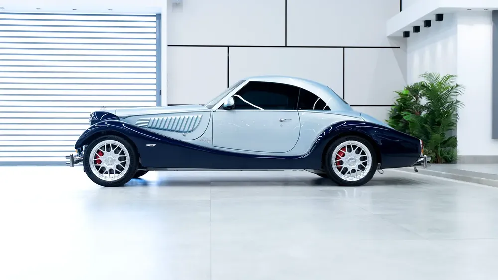 2022 Bufori La Joya Peregrine Edition 1 of 6 - GCC Specs - Image 4
