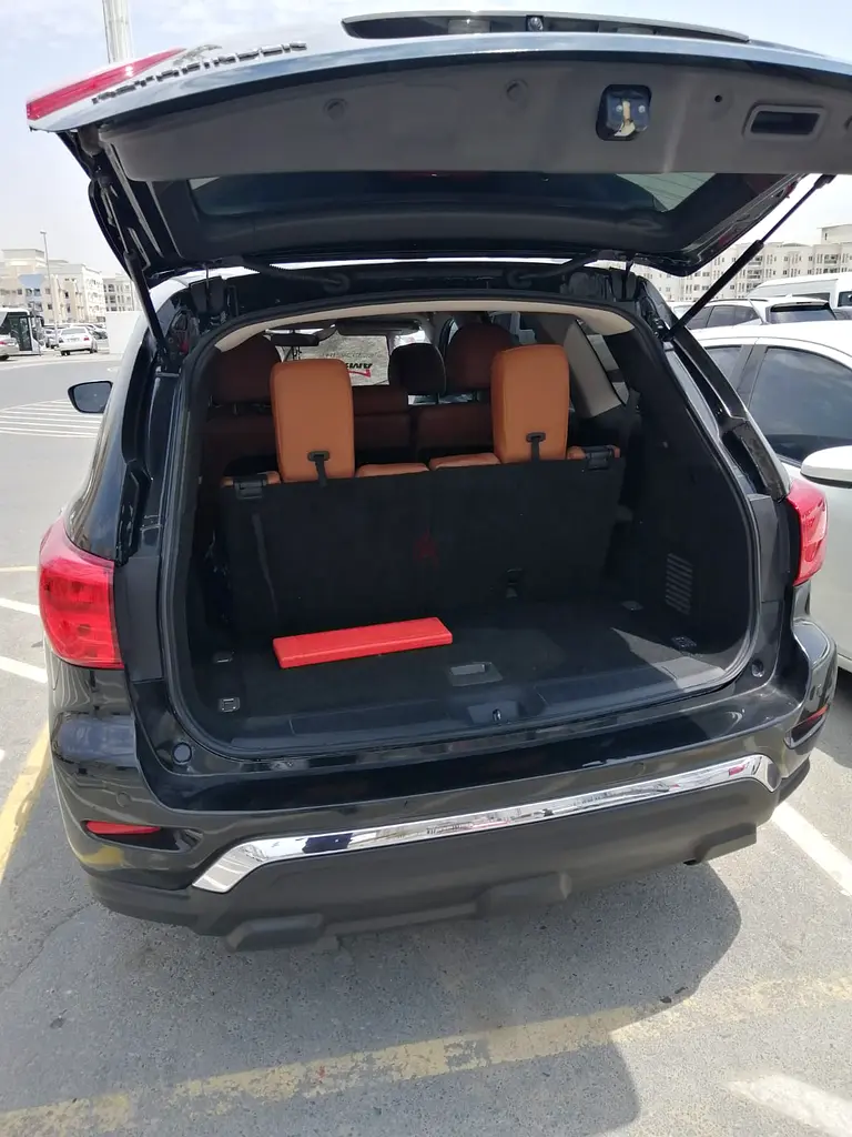 Nissan Pathfinder 2019 Good condition - Image 4