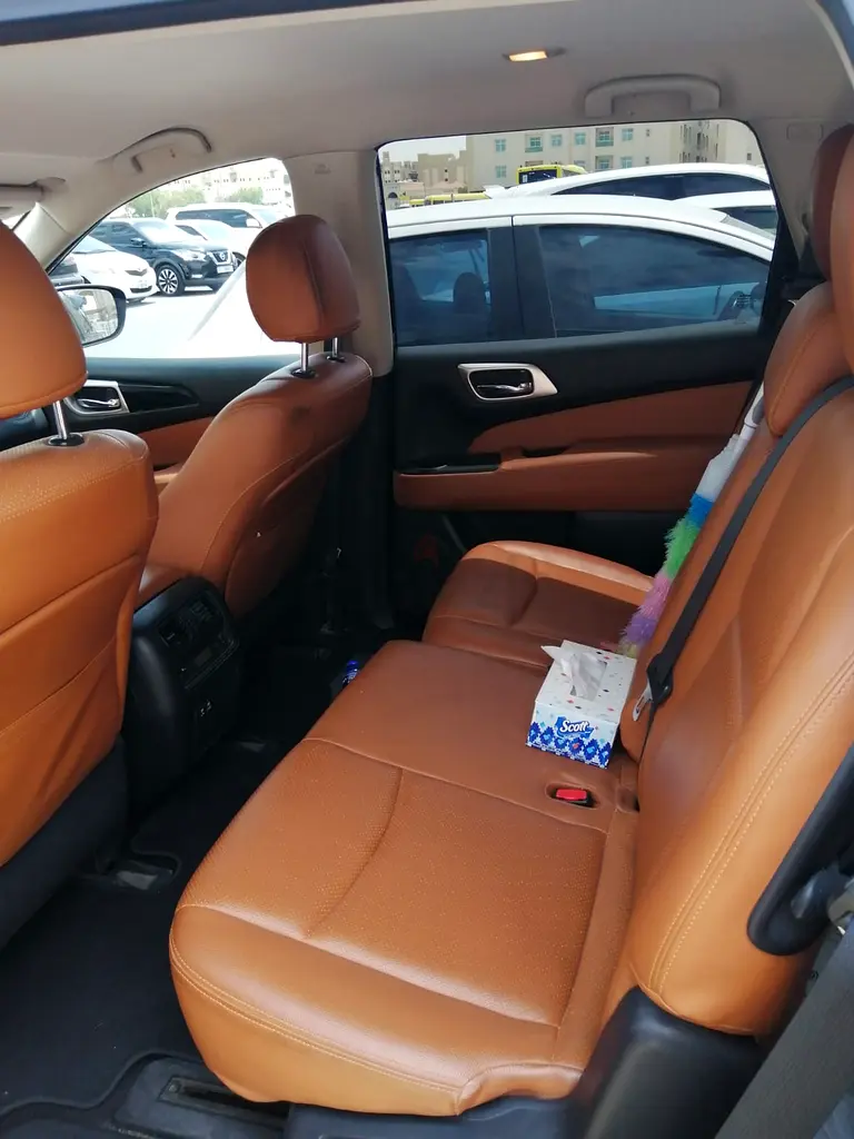 Nissan Pathfinder 2019 Good condition - Image 6