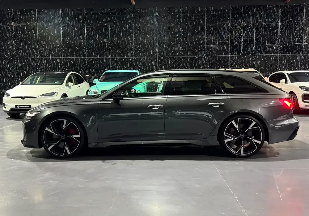 2024 Audi RS6 Avant TFSI Quattro V8 | Low mileage | European | Original Paint - Image 6