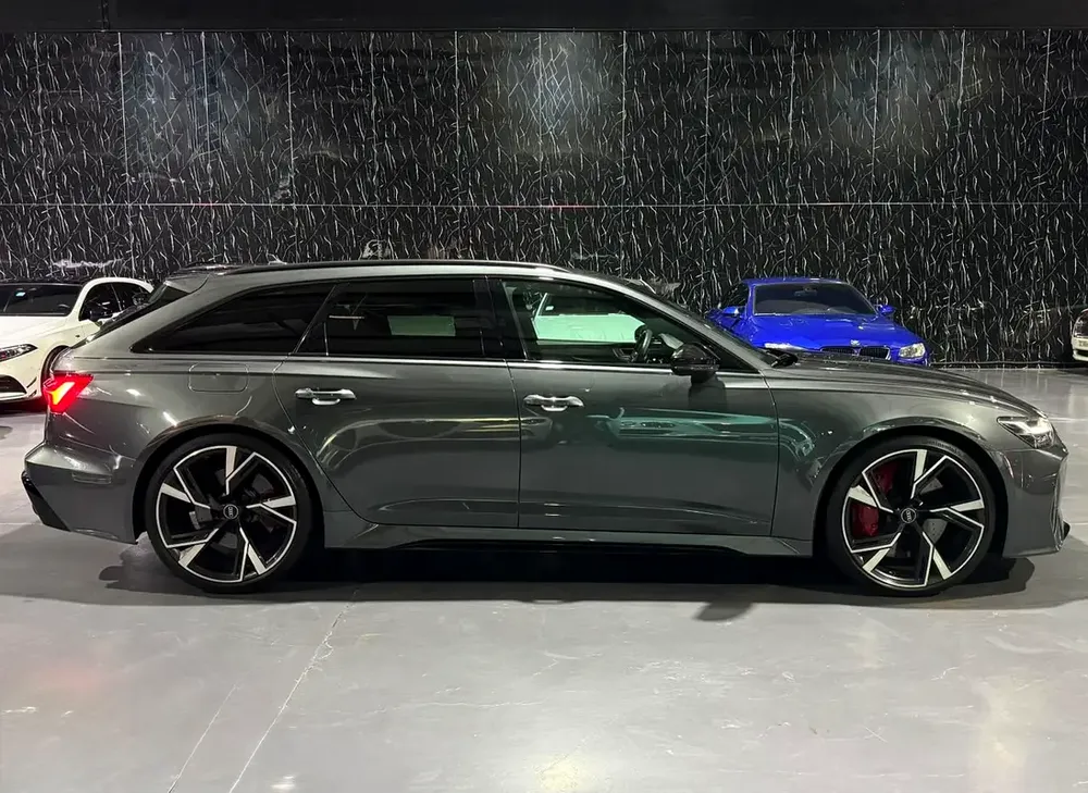 2024 Audi RS6 Avant TFSI Quattro V8 | Low mileage | European | Original Paint - Image 7