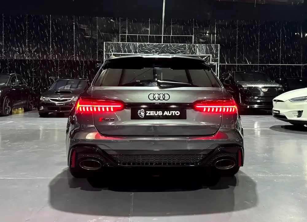 2024 Audi RS6 Avant TFSI Quattro V8 | Low mileage | European | Original Paint - Image 8