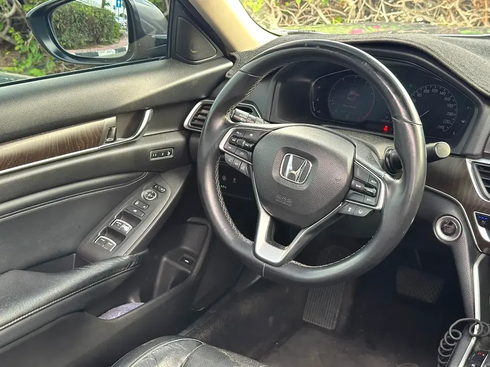 951/- AED EMI 2018 Honda Accord EX PLUS - GCC Specs - Excellent Condition - Image 6