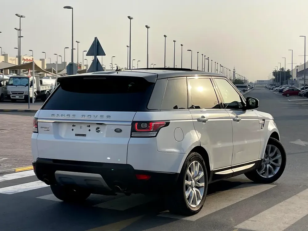 2016 Land Rover Range Rover Sport HSE Supercharged -  clean title - Excellent Condition - Image 5