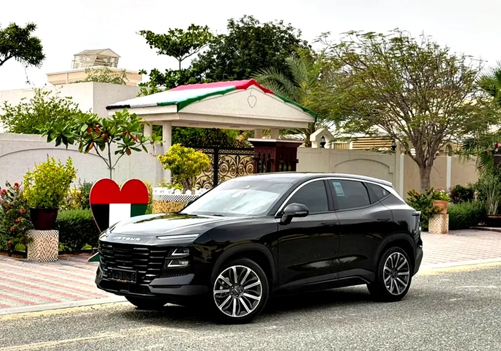 1340/Month @Zero% Down Payment, Dashing Black Beauty, Full-Service History, Elite Warranty - Image 6