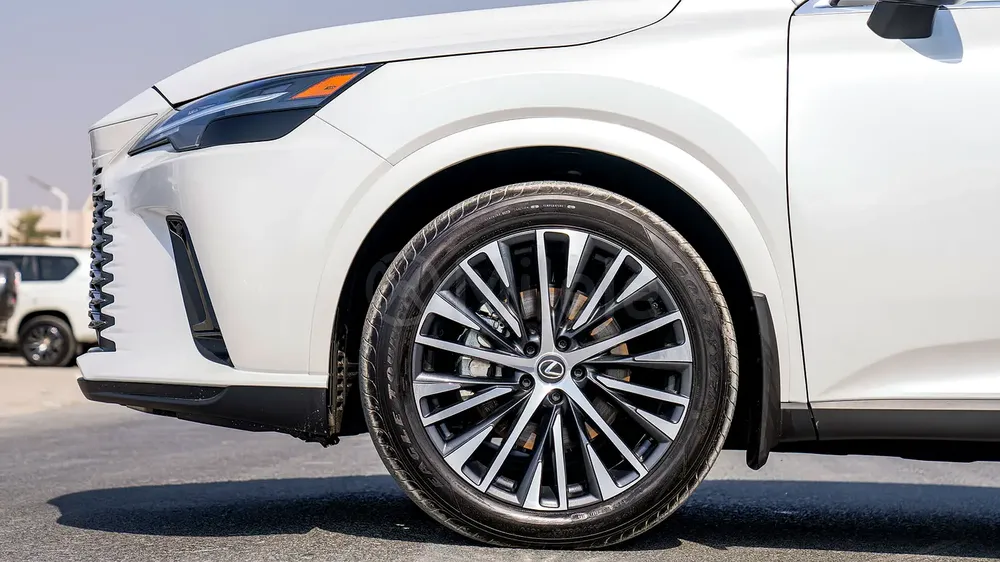 RX 350H LUXURY | 2-YEAR WARRANTY + SERVICE INCLUDED | IN-HOUSE FINANCING | 0% DOWNPAYMENT (BANK) - Image 5