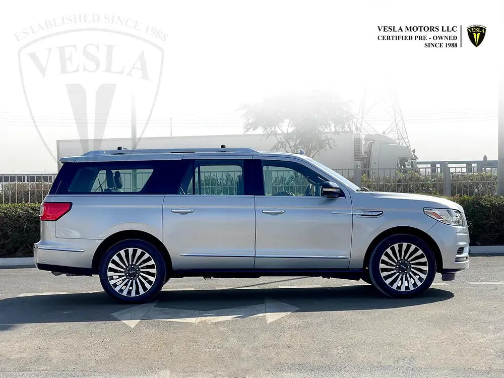 UNLIMITED MILEAGE WARRANTY / MASSAGE SEATS + LEATHER INTERIOR + SUNROOF + FULL DRIVER ASSISTANCE - Image 5