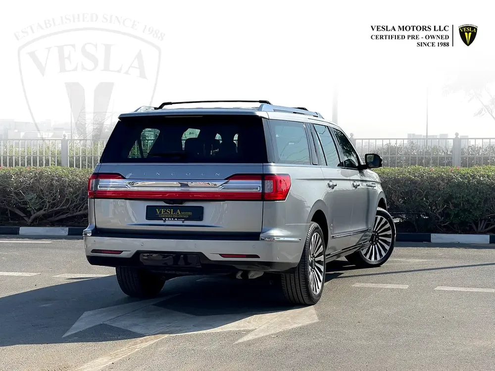 UNLIMITED MILEAGE WARRANTY / MASSAGE SEATS + LEATHER INTERIOR + SUNROOF + FULL DRIVER ASSISTANCE - Image 7