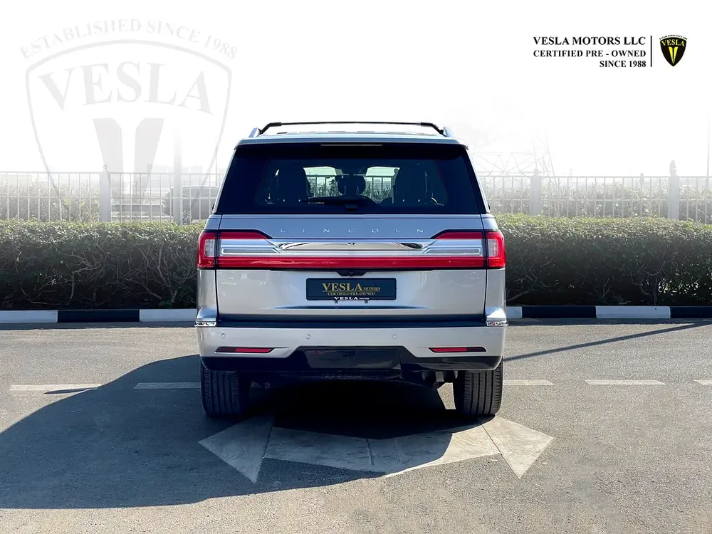 UNLIMITED MILEAGE WARRANTY / MASSAGE SEATS + LEATHER INTERIOR + SUNROOF + FULL DRIVER ASSISTANCE - Image 8