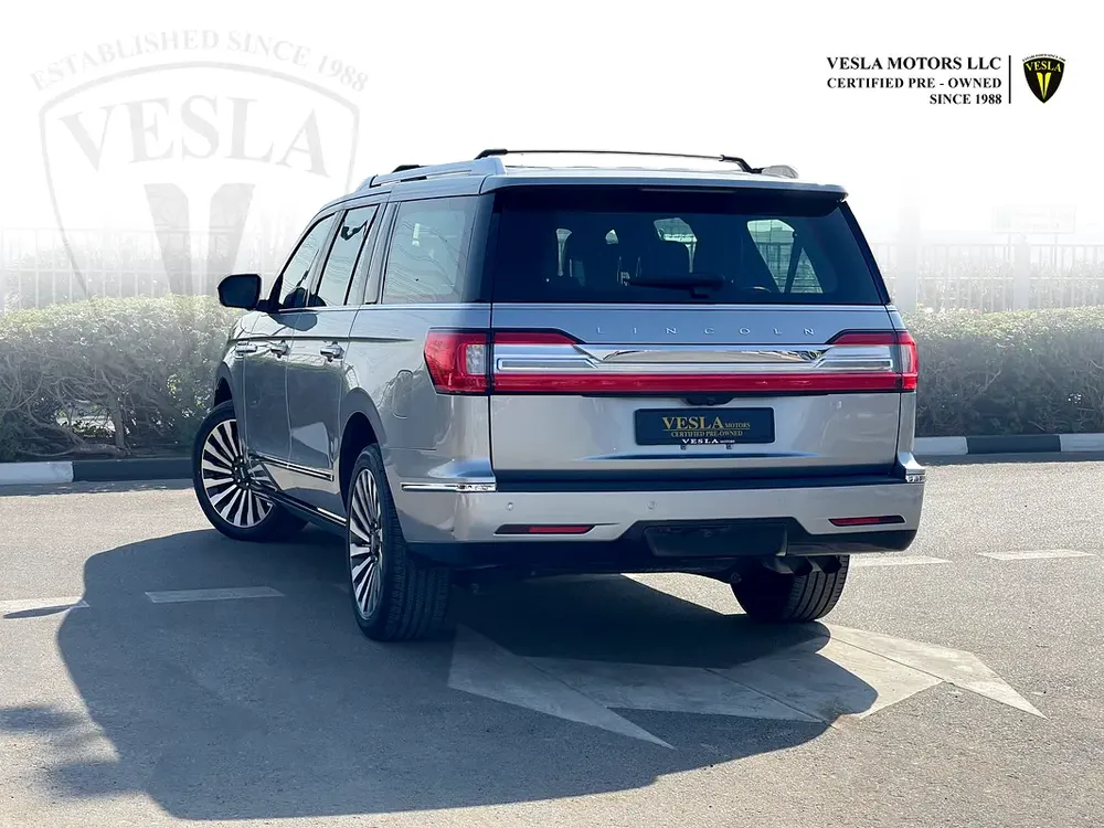 UNLIMITED MILEAGE WARRANTY / MASSAGE SEATS + LEATHER INTERIOR + SUNROOF + FULL DRIVER ASSISTANCE - Image 9