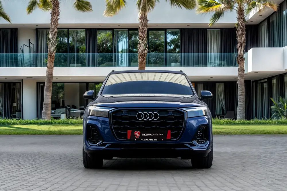 6,267 P.M | 0% Downpayment | Audi Q7 S-Line Agency Warranty! - Image 4