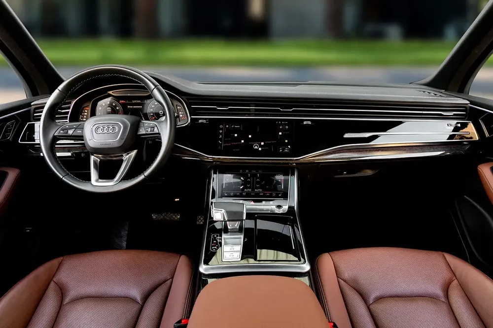 6,267 P.M | 0% Downpayment | Audi Q7 S-Line Agency Warranty! - Image 8