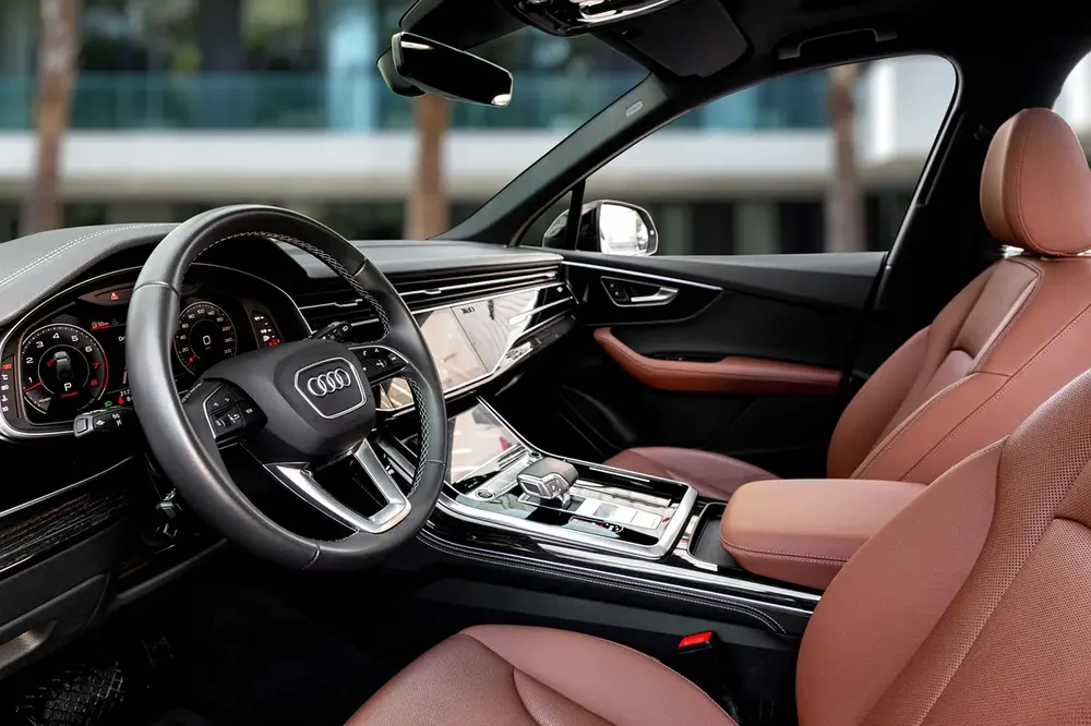 6,267 P.M | 0% Downpayment | Audi Q7 S-Line Agency Warranty! - Image 9