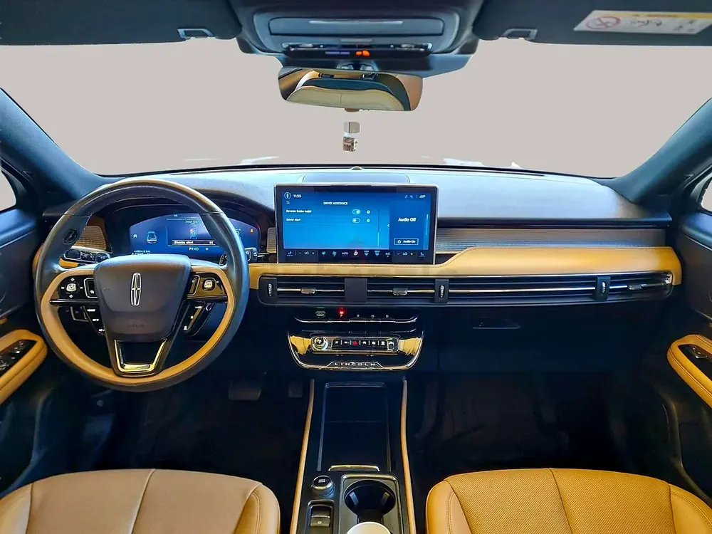 AED 1672/month | 2023 Lincoln Corsair  | GCC Specs | Ref#466834 - Image 9