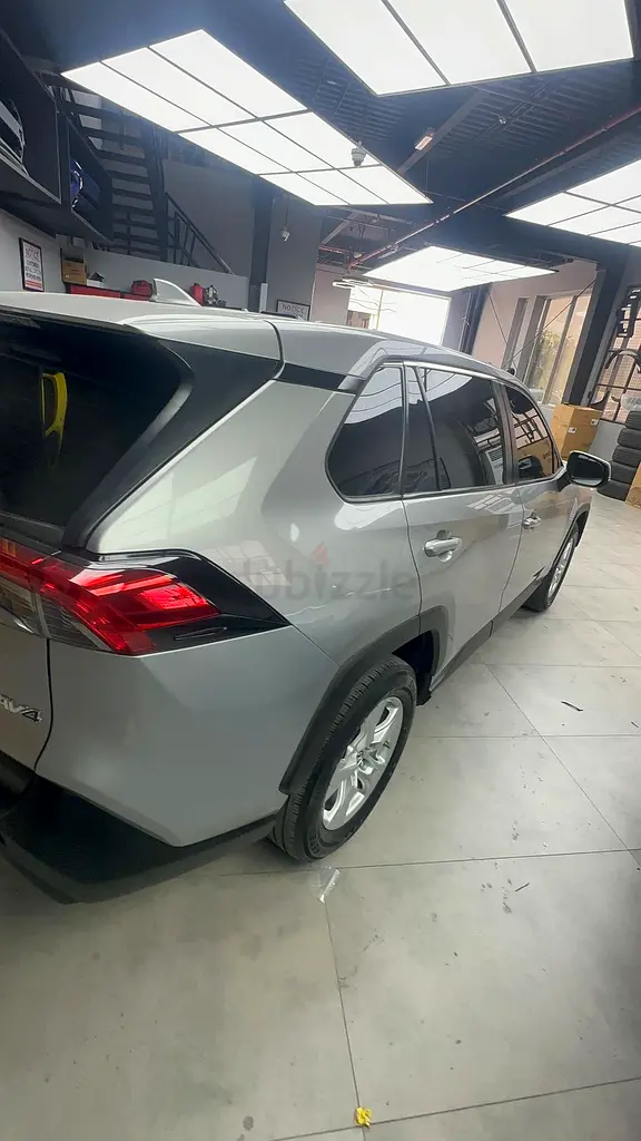 Toyota Rav 4 XLE 2019 GCC Specs - Image 12