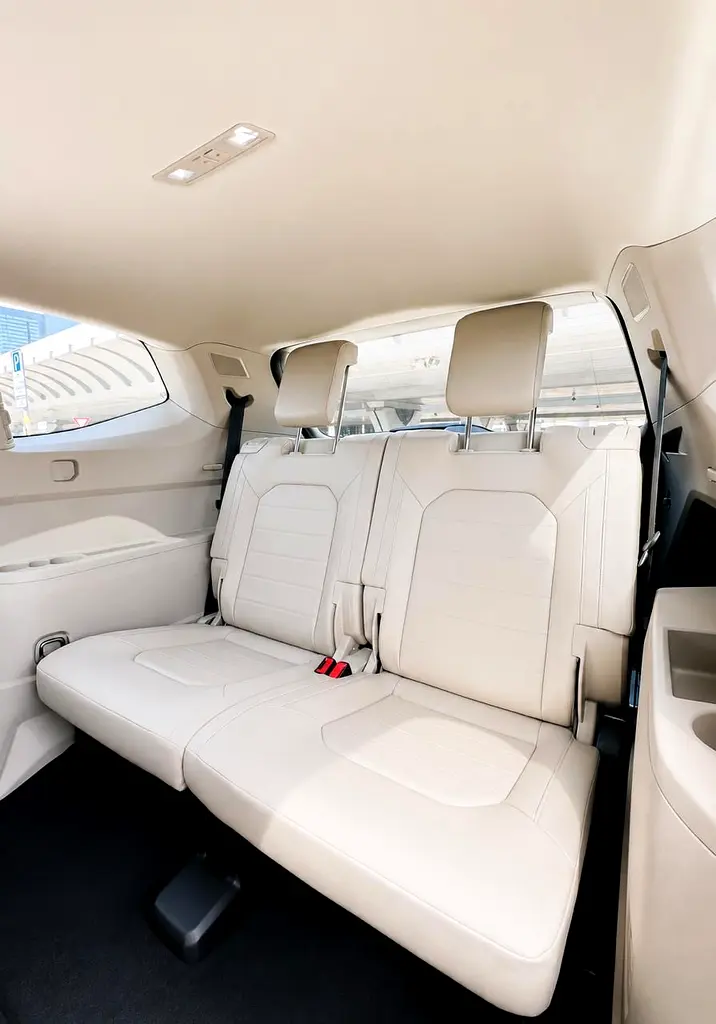2018 Volkswagen Teramont Highline | GCC Specs | Low Mileage - Image 13