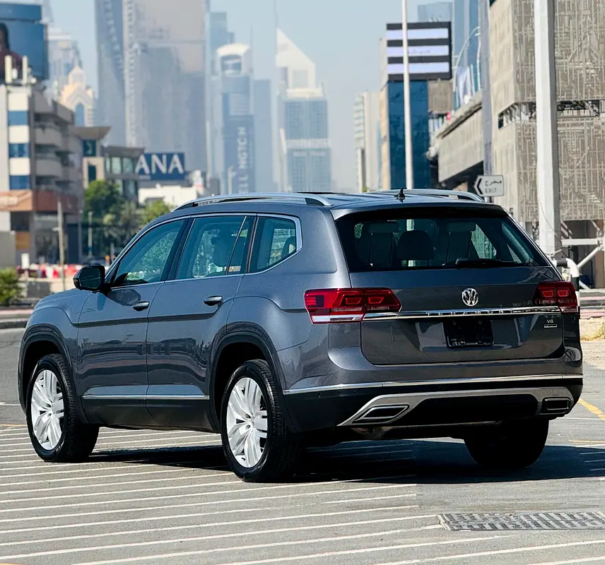 2018 Volkswagen Teramont Highline | GCC Specs | Low Mileage - Image 4