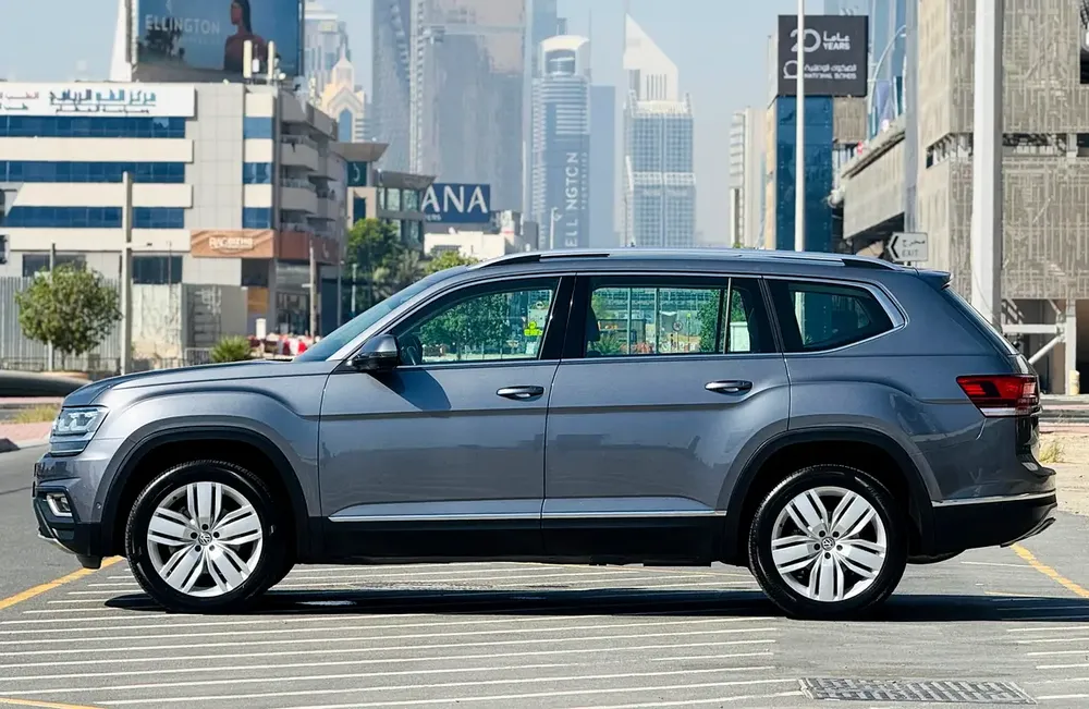 2018 Volkswagen Teramont Highline | GCC Specs | Low Mileage - Image 8