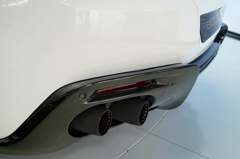 SERVICE TIL 2031 | CARBON INTERIOR | CARBON EXTERIOR | ROMA SPIDER - Image 14