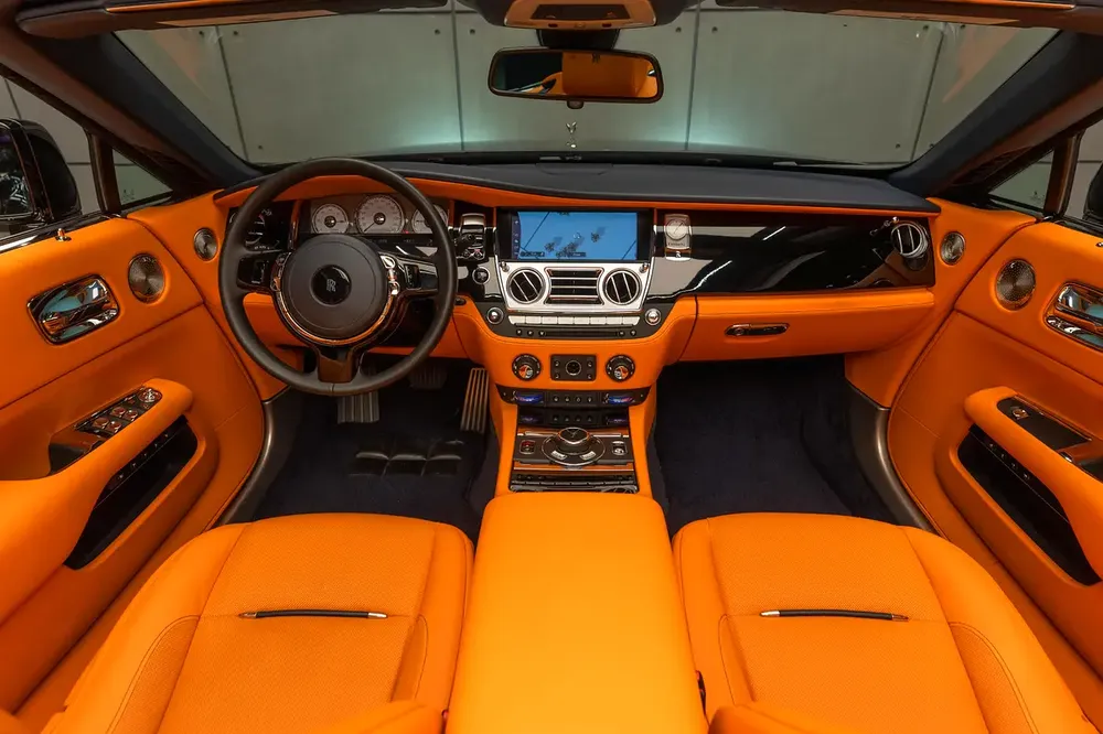 Rolls Royce Dawn, Low Mileage, perfect condition, Service history. - Image 10