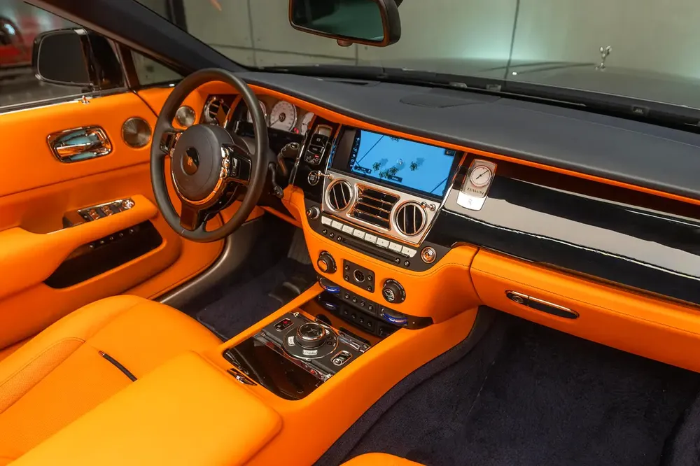 Rolls Royce Dawn, Low Mileage, perfect condition, Service history. - Image 11