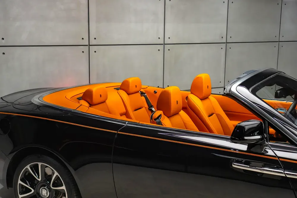 Rolls Royce Dawn, Low Mileage, perfect condition, Service history. - Image 15