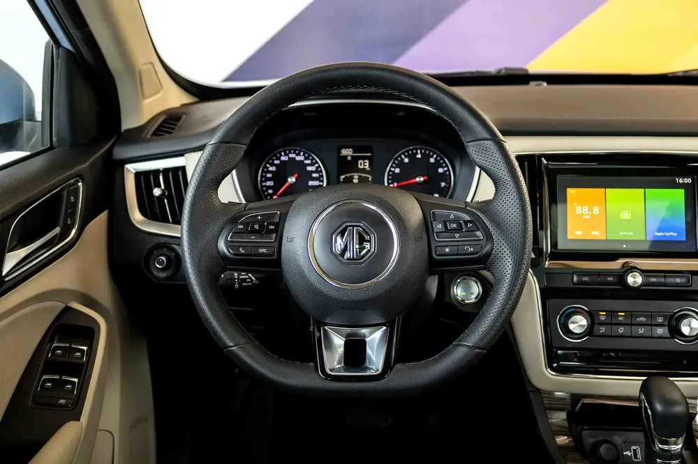 AED 800 Monthly l MG RX5 Luxury 2.0L l Zero Down Payment l 1 year Warranty - Image 12
