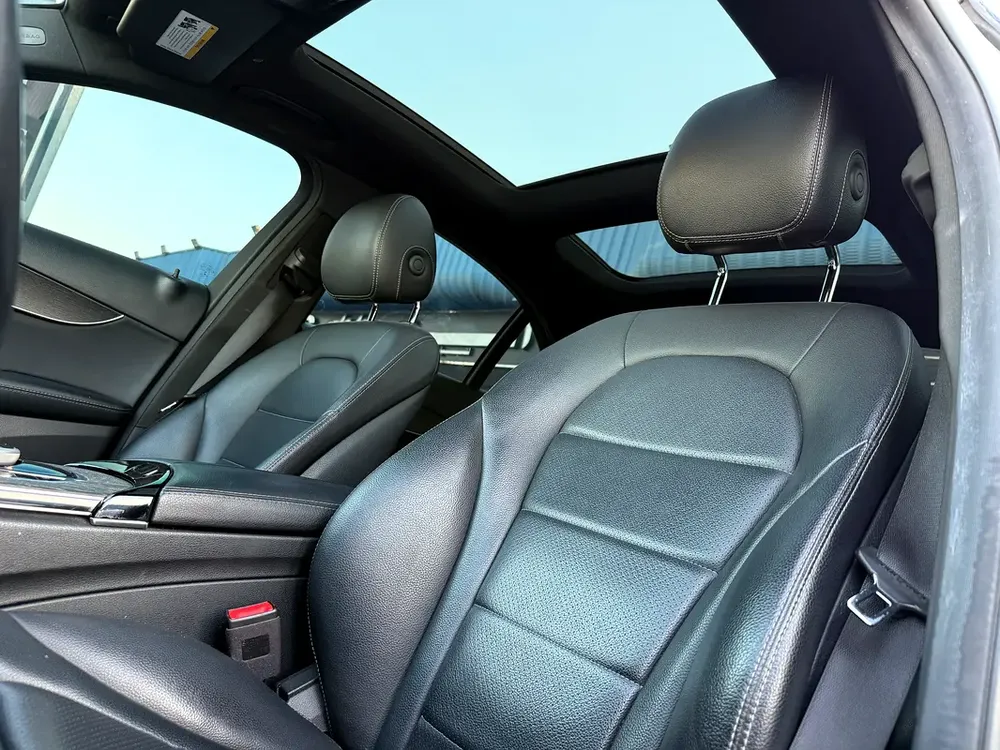Mercedes-Benz C300 2019 - American Specs - Excellent Condition - Image 6