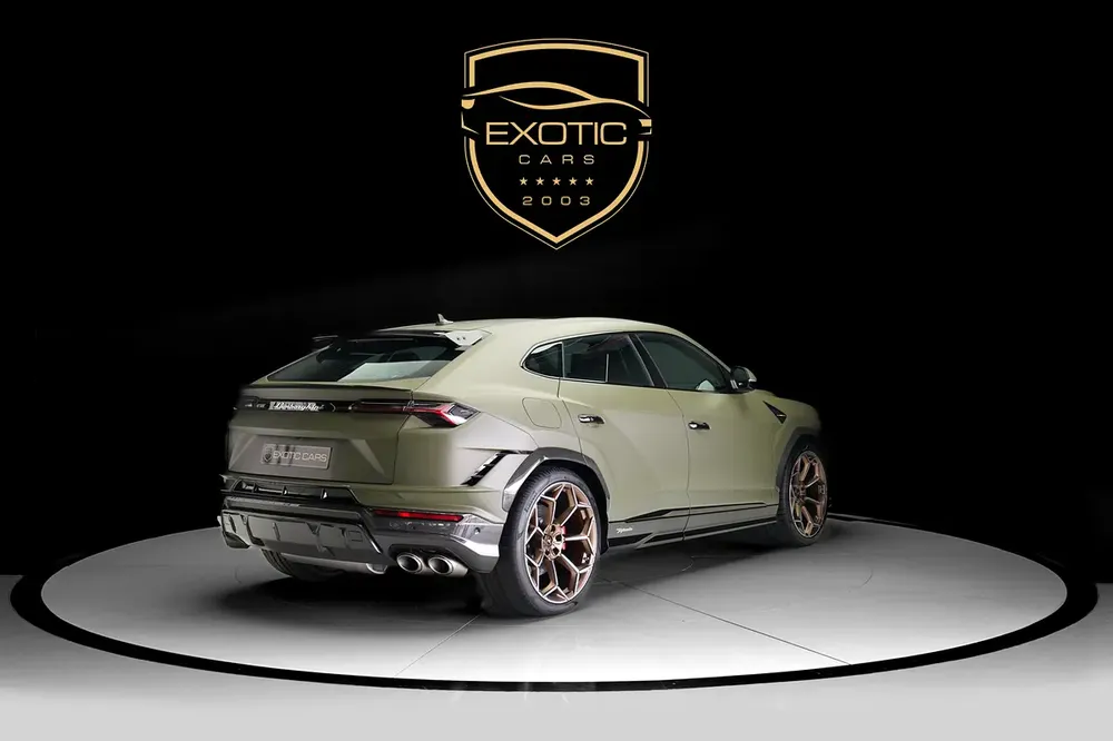 URUS PERFORMANTE | ALCANTARA SEATS | CARBON INTERIOR | CARBON EXTERIOR | REAR ENTERTAINMENT - Image 4