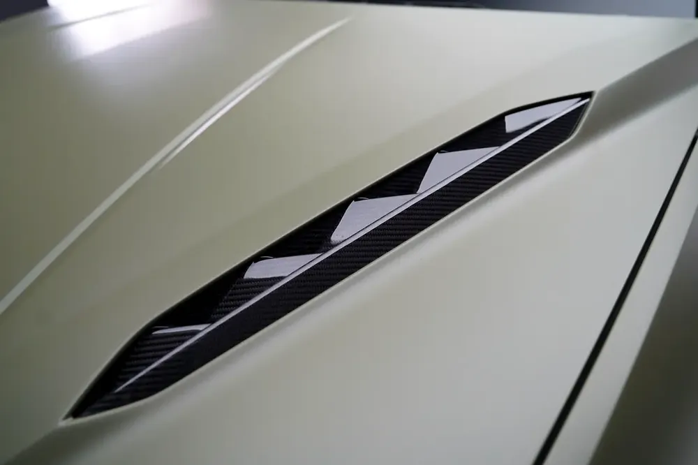 URUS PERFORMANTE | ALCANTARA SEATS | CARBON INTERIOR | CARBON EXTERIOR | REAR ENTERTAINMENT - Image 7