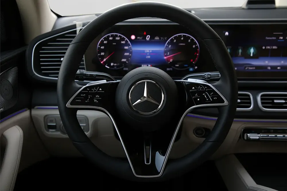 MERCEDES BENZ GLE 350 4MATIC - 2025 - FULLY LOADED -BRAND NEW - Image 14