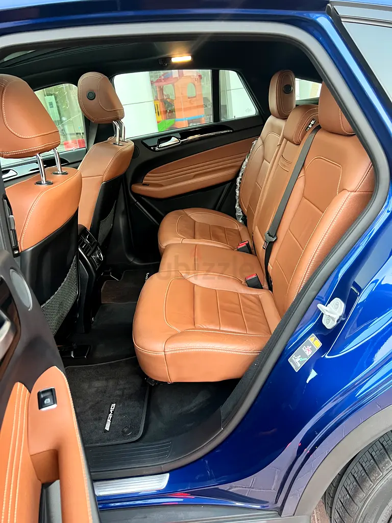 Mercedes GLE 43 AMG coupe 2018 model full option excellent condition - Image 10