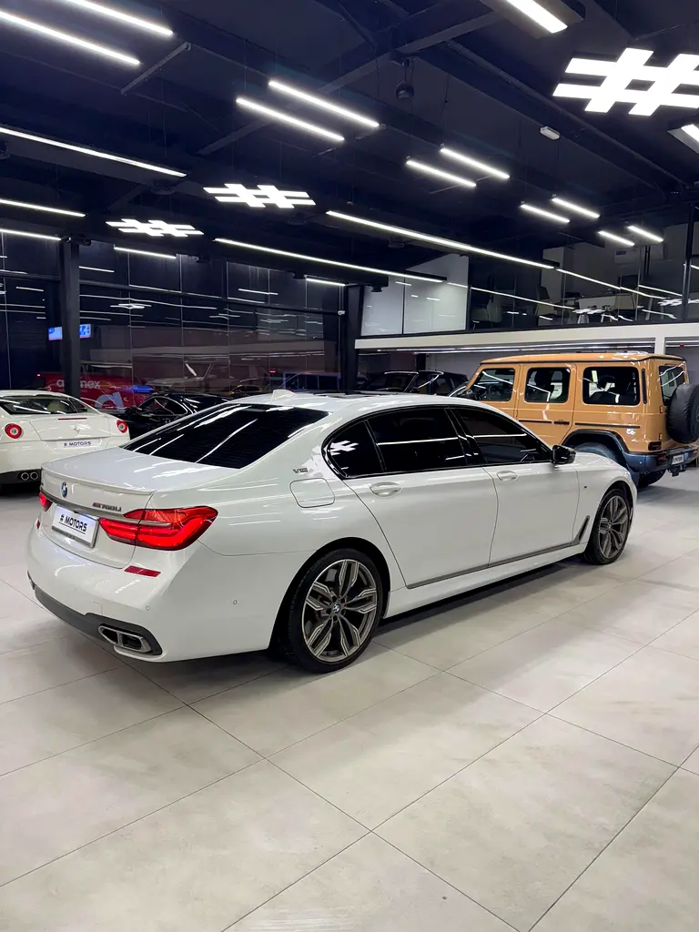 BMW 760 Li XDrive - Image 16
