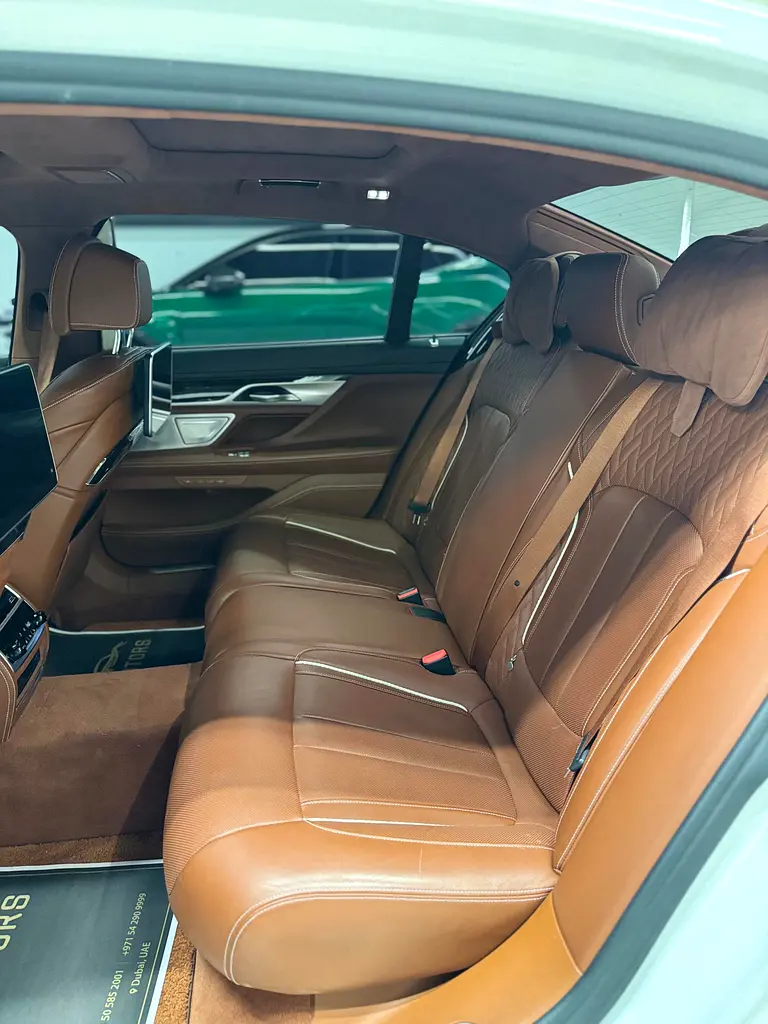 BMW 760 Li XDrive - Image 7