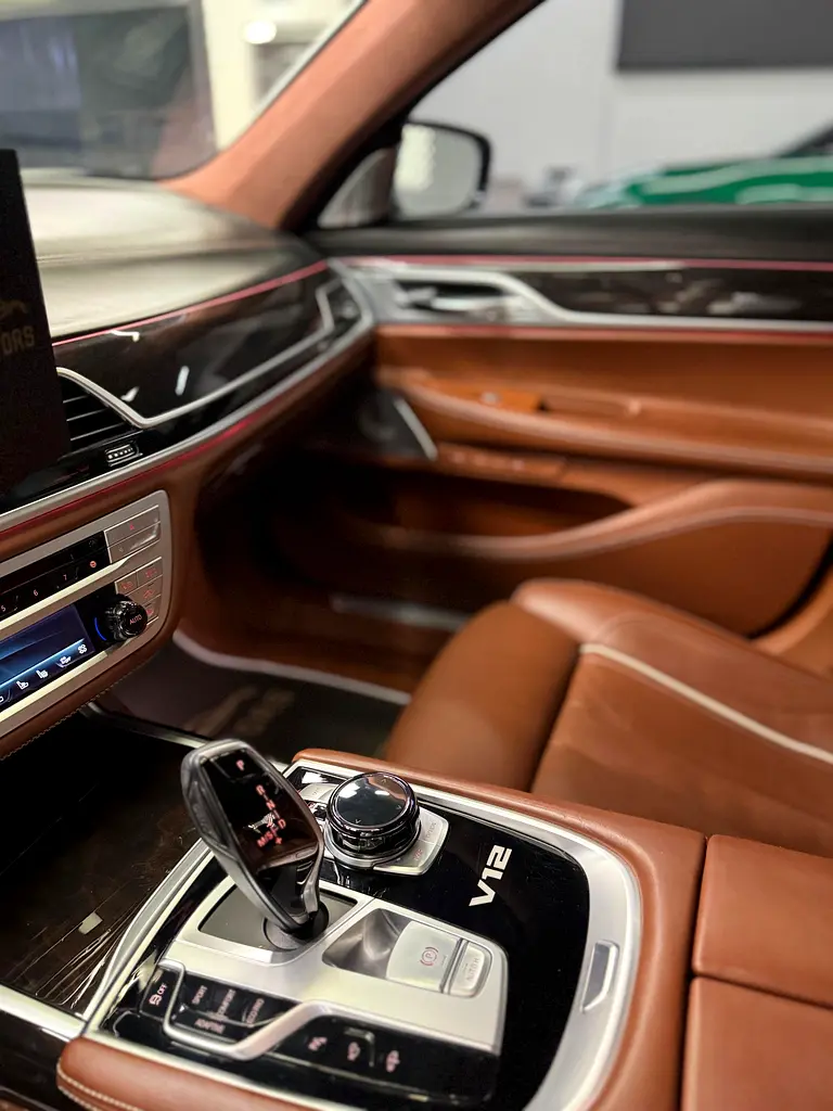 BMW 760 Li XDrive - Image 9