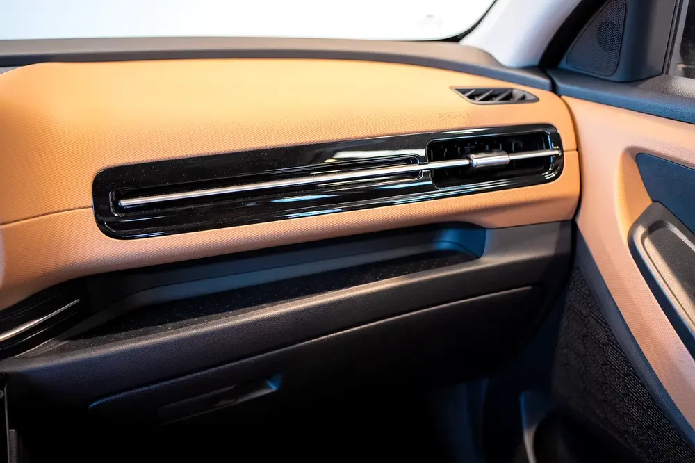 HYUNDAI CRETA LUXURY GCC SPECS DUAL ZONE A/C 2026 - Image 13