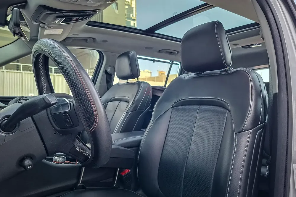 AED 2355/month | 2023 Jeep Grand Cherokee L  | GCC Specs | Ref#458314 - Image 11