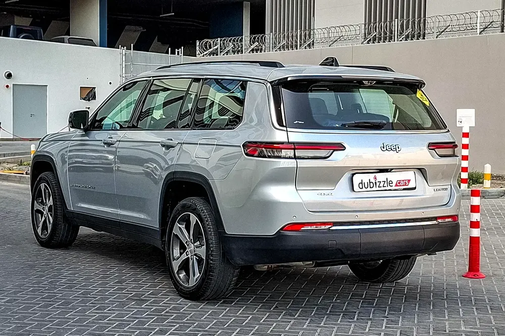 AED 2355/month | 2023 Jeep Grand Cherokee L  | GCC Specs | Ref#458314 - Image 8
