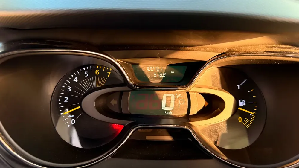 Renault Captur LE 2016 GCC Specs - Image 8